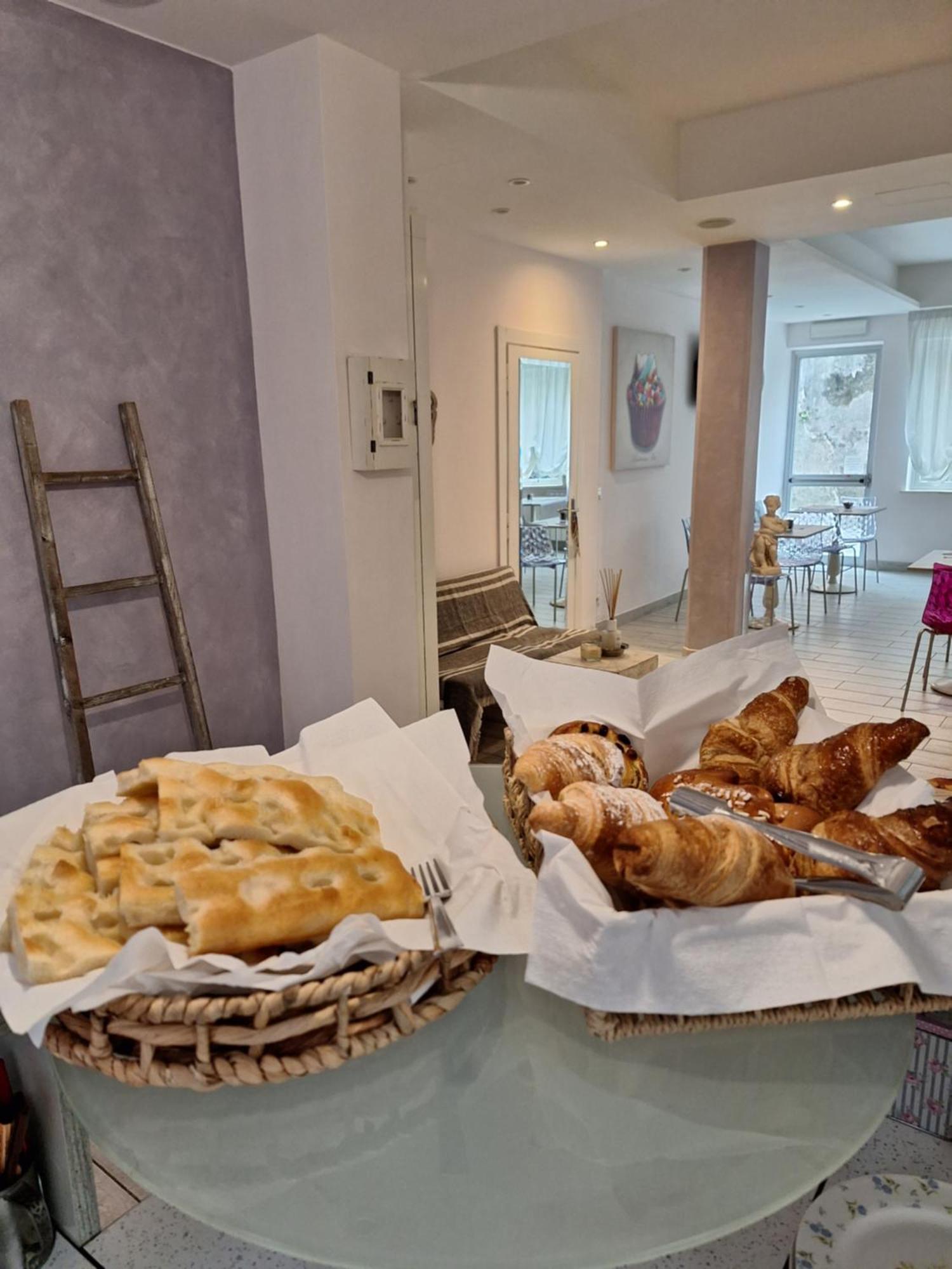 Hotel Francesca Varraze